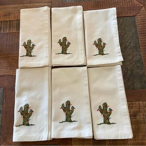 St Nicholas Square Happy Trails Lighted Cactus Christmas Napkins Set of 6 NWOT